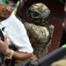 Violencia azota a Ecuador, ataque armado contra civiles deja cinco muertos