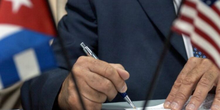 EEUU extiende embargo al régimen de La Habana hasta septiembre de 2025