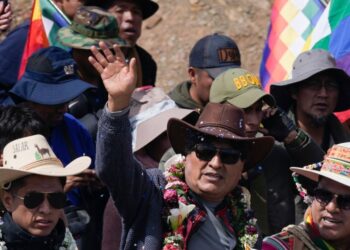 Evo Morales vuelve a encabezar una marcha contra el gobierno de Luis Arce