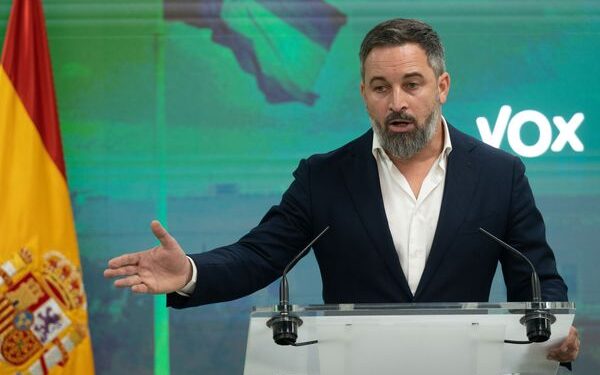 Santiago Abascal instó a Josep Borrell a disculparse por «sabotear reconocimiento» a Edmundo González