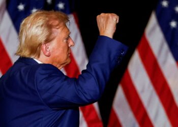 Trump se encuentra «a salvo» tras registrarse un tiroteo cerca de su club de golf