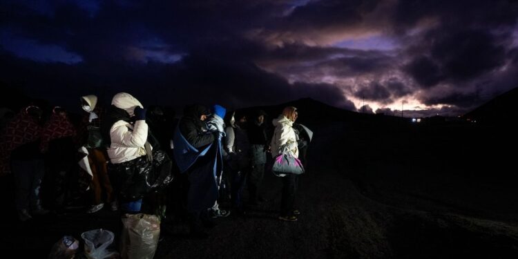 Detenciones por cruces ilegales en la frontera sur de EEUU aumentan 3% en agosto