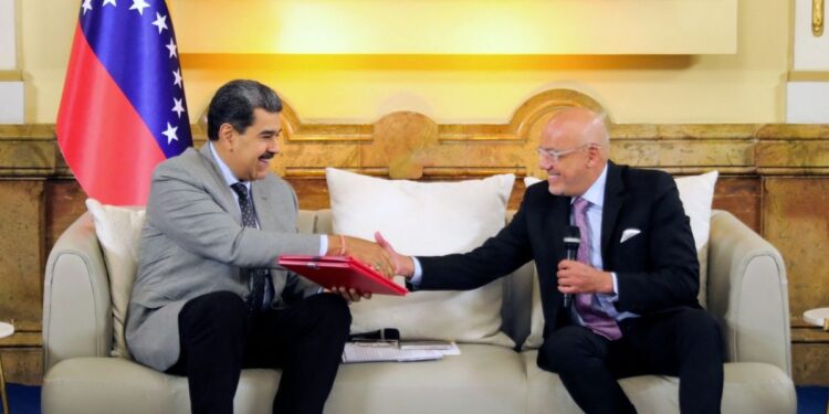 Sanciones contra Maduro requieren más apoyo internacional y hacerlas efectivas