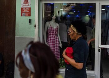 si quieren ganar dinero, apoyen al régimen