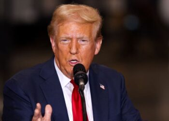 Trump promete revocar el parole humanitario y el CBP One, los programas migratorios de Biden