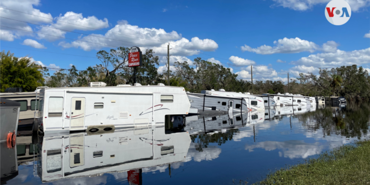 Emiten una alerta de bacteria come carne, en areas de Florida impactadas por los huracanes