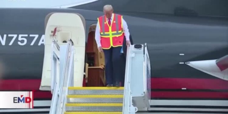 Trump dice que ama Puerto Rico, mientras continúa polémica tras comentario