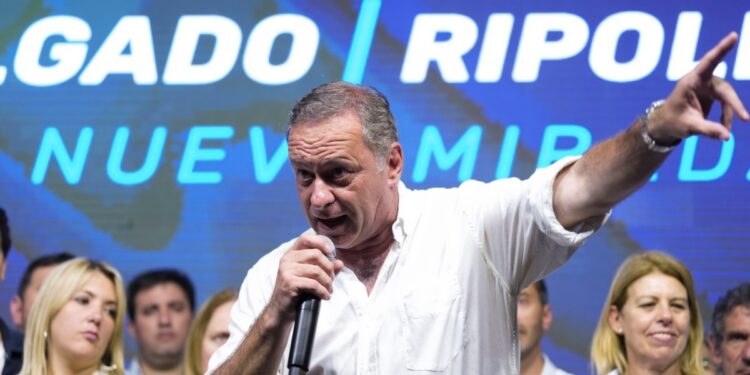 En las elecciones uruguayas, los conservadores depositan su esperanza en las alianzas