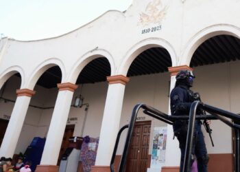 Asesinan a balazos a funcionaria de seguridad y un exalcalde en el occidente de México