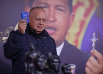 Diosdado Cabello: Prohibido piques de carros y abusos de caravanas de «personalidades»