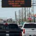 Idioma y miedo a la deportación son cuestiones de vida o muerte ante llegada de Milton a Florida