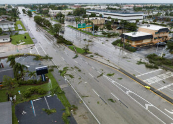 Sube a cuatro cifra de muertos por el paso del huracán Milton en Florida