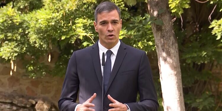 Pedro Sánchez admite que Ábalos le «informó» de la visita de Delcy Rodríguez, pero afirma que era «privada» y que se enteró de las «sanciones» contra ella más tarde