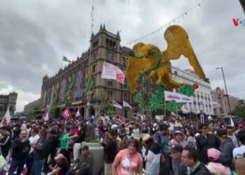Mexicanos celebran la toma de posesión de Claudia Sheinbaum