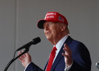 Donald Trump dice que hay «muchos genes malos» entre migrantes en EEUU