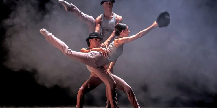 “voz y orgullo a la comunidad latina en EEUU”