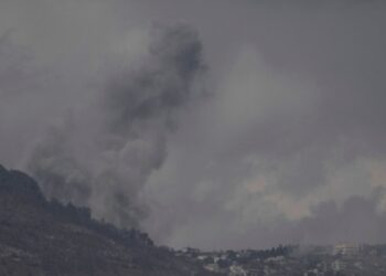 Israel mantiene ofensiva terrestre en el Líbano, ordena evacuaciones
