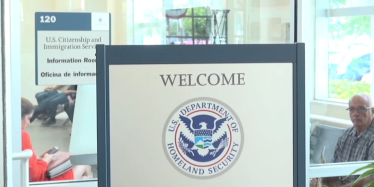 EEUU abre inscripción de Lotería de Visas 2026. ¿Quién puede aplicar y cómo hacerlo?