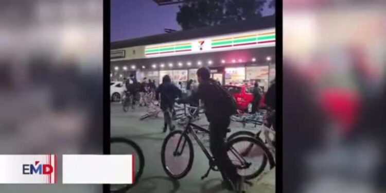 Ola de robos relámpago preocupa a las autoridades de Los Ángeles