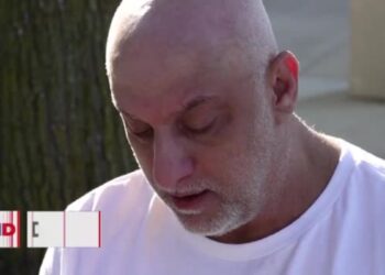 Víctimas de violencia con armas y dueños de armas evalúan propuestas de Harris y Trump