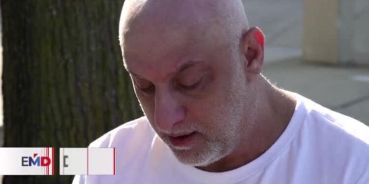 Víctimas de violencia con armas y dueños de armas evalúan propuestas de Harris y Trump