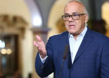 Jorge Rodríguez solicitará a la AN declarar a Celso Amorim «persona non grata» en Venezuela