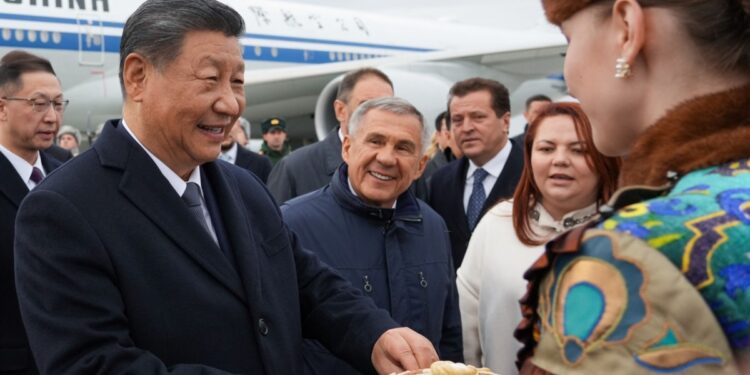 Putin recibe a líderes de los BRICS para contrarrestar la influencia de Occidente