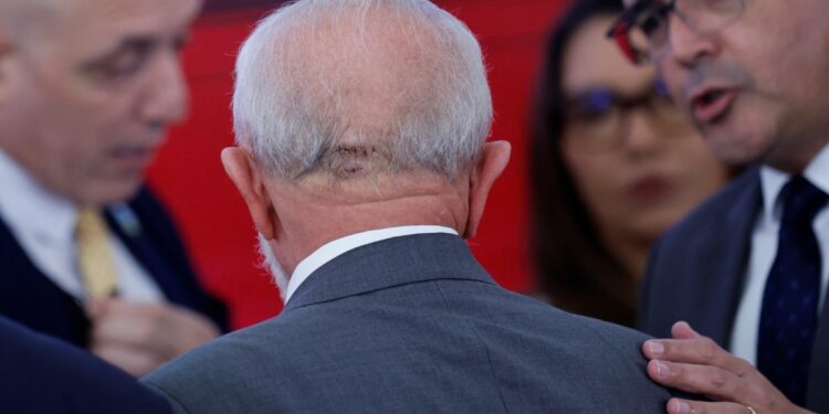 Lula da Silva «estable» después de pequeña hemorragia cerebral por una caída en su casa