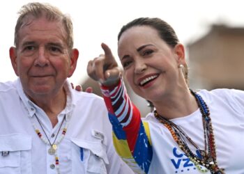 Opositores ganan premio de la UE. Maduro respalda agenda de los BRICS.