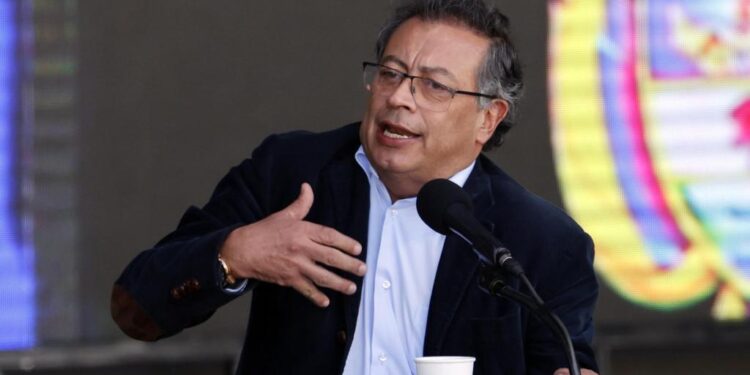 El Tiempo: Así se mueve Gustavo Petro para presentar una propuesta hacia la transición en Venezuela