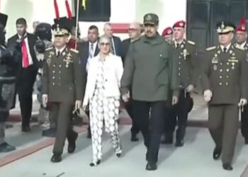 Maduro reafirma su intención de jurar como presidente reelecto