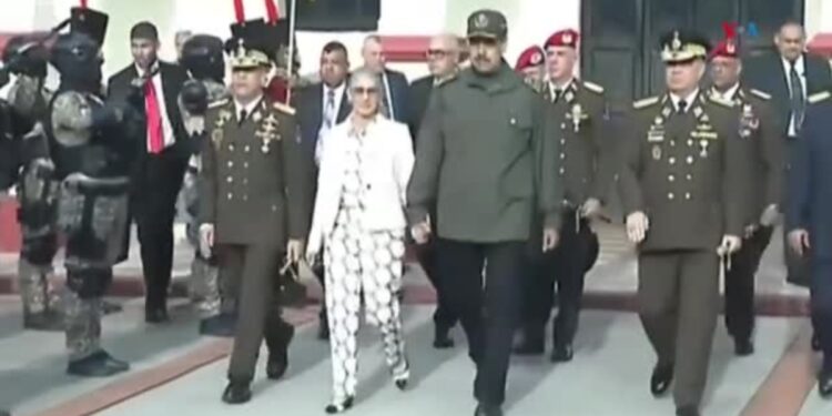 Maduro reafirma su intención de jurar como presidente reelecto