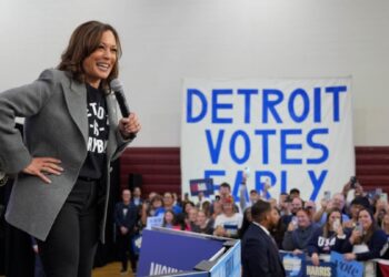 Harris lleva su campaña a Michigan y Georgia, acompañada por los cantantes Lizzo y Usher