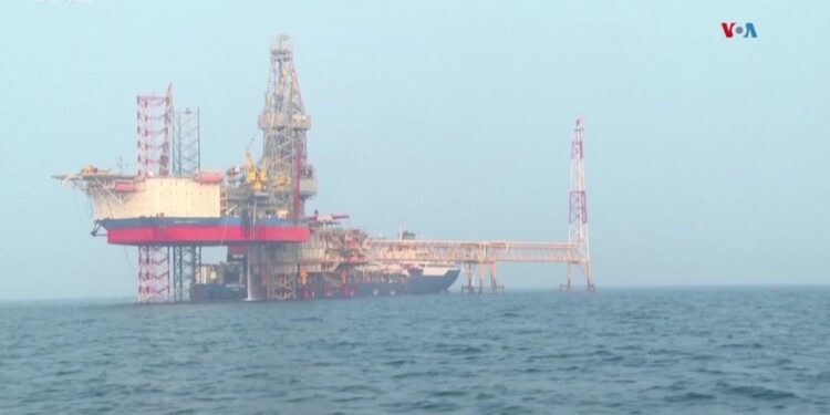 EEUU no descarta que Israel ataque instalaciones petroleras iraníes