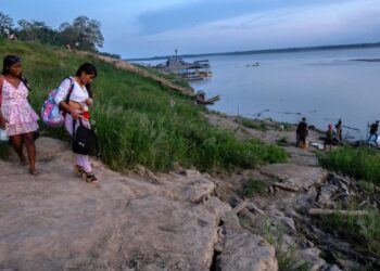 un pacto que busca superar la polarización política