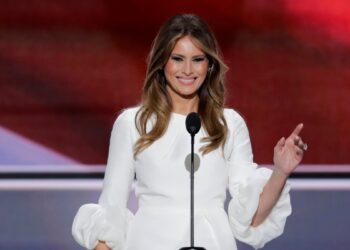 Melania Trump revela apoyo al aborto antes de publicación de su autobiografía