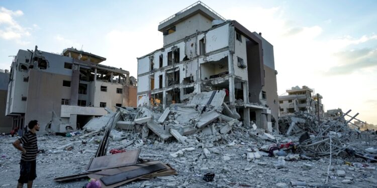 La creciente tensión en Oriente Medio obliga a EEUU y otros países a evacuar a sus ciudadanos del Líbano y las operaciones se intensifican