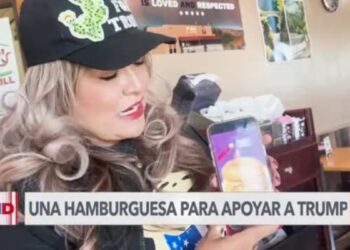 Demuestran apoyo a Trump en Arizona con una hamburguesa