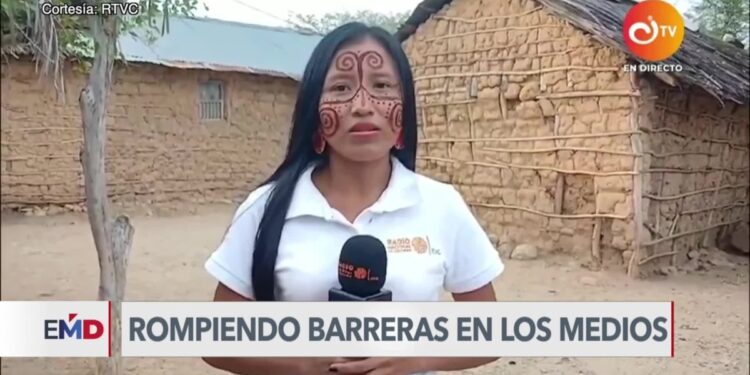 En Colombia, periodistas indígenas son las primeras en trabajar para medios de alcance nacional