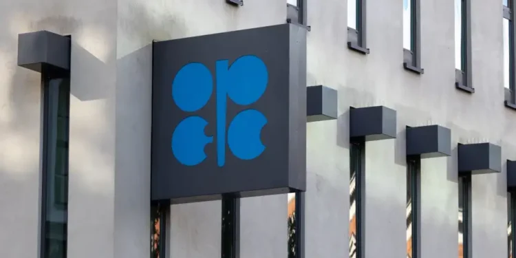 La OPEP recorta sus previsiones de crecimiento de la demanda de crudo para 2024 y 2025