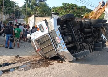 Accidente en carretera de México deja 24 muertos