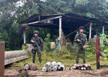Incautaron semisumergible tipo “parásito” en guarida del ELN en Colombia