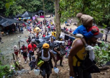 Panamá anuncia multas a migrantes que crucen el Darién: este será el monto