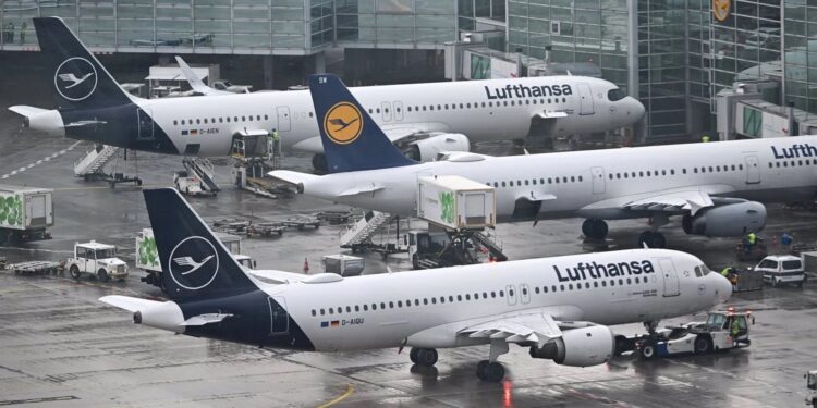 EEUU multó a aerolínea alemana Lufthhansa por discriminar a judíos