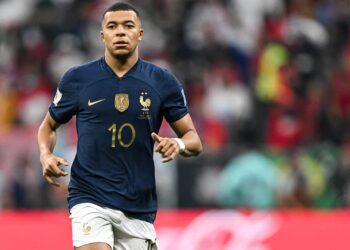 Mbappé denunciará a los medios que lo acusaron de violación