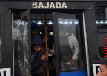 Tercer paro del transporte público en un mes en protesta por el alza de la delincuencia en Perú
