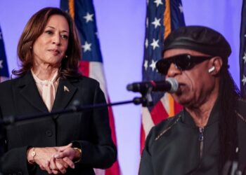 Los candidatos a la presidencia de EEUU continuaron sus campañas durante el fin de semana