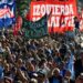 Miles de universitarios protestaron contra ajustes de Milei en Argentina