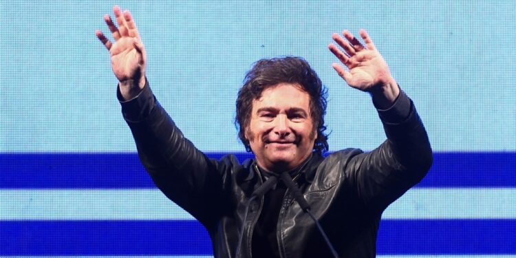 Milei logra victoria política con respaldo del Congreso argentino a un ajuste en universidades