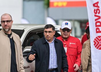 Régimen de Maduro detiene a otro exministro de Petróleo por supuesta fuga de información